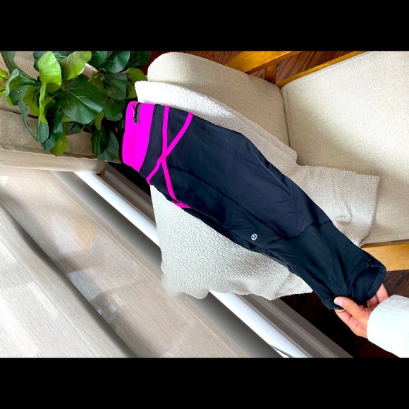 Lululemon running crops - Picture 1 of 3